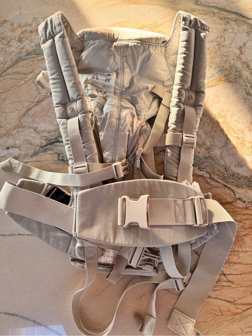 Ergobaby Omni360 in Pearl Grey